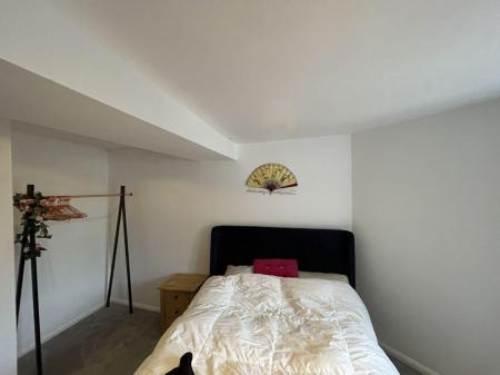 1 bedroom House share to let in High Street, Biggleswade, SG18