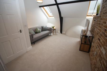 1 bedroom Flat to let in Claremont Court, Biggleswade, SG18
