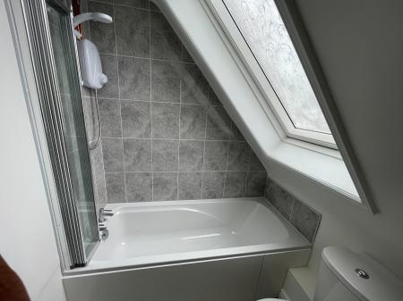 2 bedroom Flat to let in Whitehorse Street, Baldock, SG7