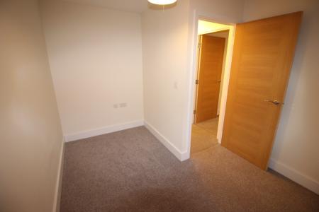 4 bedroom Semi-detached house to let in Sherrington Grove, Biggleswade, SG18