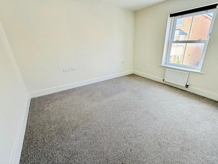 4 bedroom Semi-detached house to let in Sherrington Grove, Biggleswade, SG18
