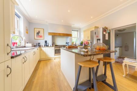 4 bedroom Detached house to let in Main Street, Wartnaby, LE14