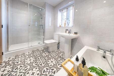 4 bedroom Detached house for sale in BUTT LANE, East Bridgford, NG13