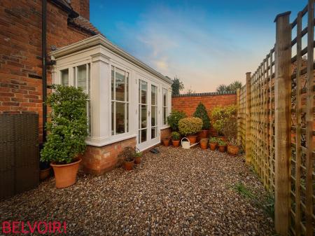 2 bedroom Cottage for sale in College Street, East Bridgford, NG13