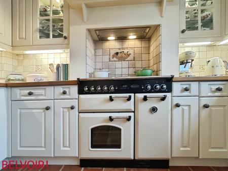 2 bedroom Cottage for sale in College Street, East Bridgford, NG13