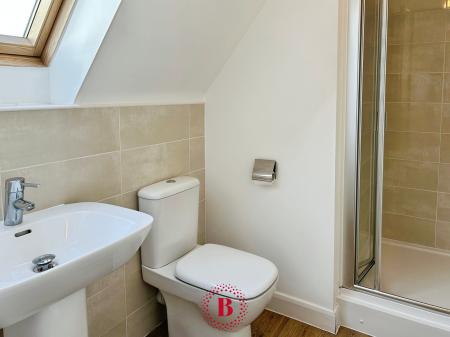 5 bedroom Detached house for sale in Meteor Close, Newton, NG13