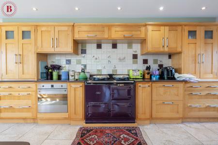 5 bedroom Detached house for sale in Windmerpool Lane, Willoughby On-The-Wolds, LE12