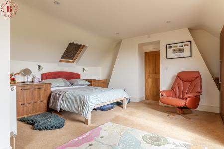 5 bedroom Detached house for sale in Windmerpool Lane, Willoughby On-The-Wolds, LE12