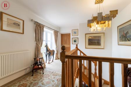 5 bedroom Detached house for sale in Windmerpool Lane, Willoughby On-The-Wolds, LE12