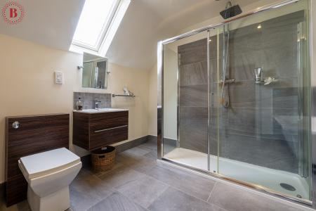 5 bedroom Detached house for sale in Windmerpool Lane, Willoughby On-The-Wolds, LE12