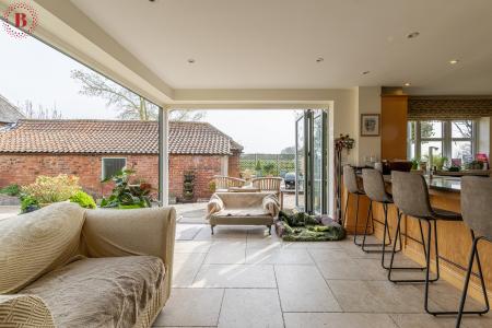 5 bedroom Detached house for sale in Windmerpool Lane, Willoughby On-The-Wolds, LE12