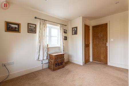 5 bedroom Detached house for sale in Windmerpool Lane, Willoughby On-The-Wolds, LE12