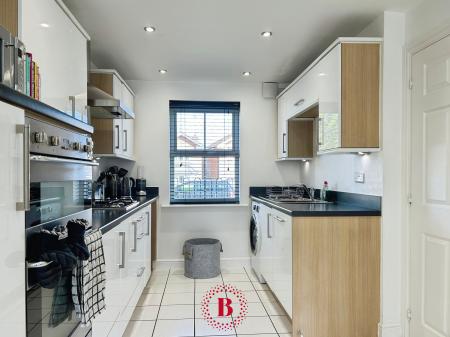 3 bedroom Town house for sale in Tees Court, Bingham, NG13