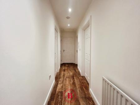 2 bedroom Apartment for sale in Long Acre, Bingham, NG13