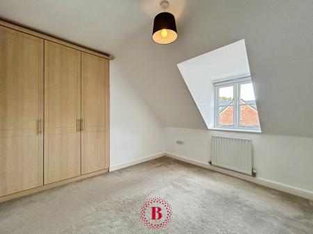 2 bedroom Apartment for sale in Long Acre, Bingham, NG13