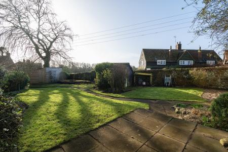 4 bedroom Character Property for sale in Main Street, Wartnaby, LE14