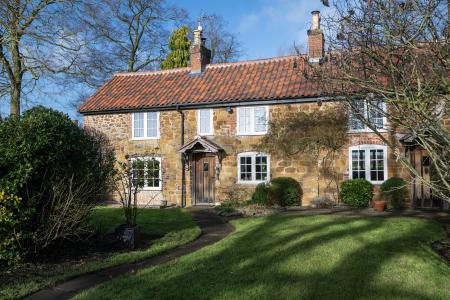 4 bedroom Character Property for sale in Main Street, Wartnaby, LE14