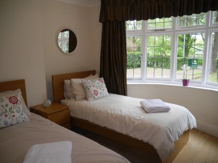 4 bedroom Semi-detached house to let in Lambley Road, Lowdham, NG14