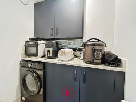 4 bedroom Detached house for sale in Burrows Drive, Bingham, NG13
