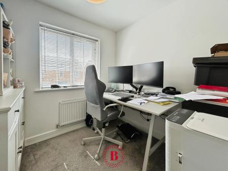 4 bedroom Detached house for sale in Burrows Drive, Bingham, NG13