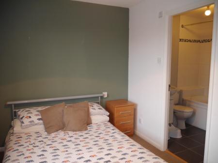2 bedroom Terraced House to let in Skylark Close, Bingham, NG13