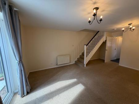 2 bedroom Terraced House to let in Skylark Close, Bingham, NG13