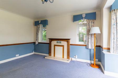 5 bedroom Detached house for sale in Cherry Holt Lane, East Bridgford, NG13