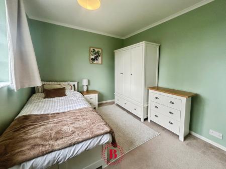 2 bedroom Semi-detached house for sale in Langdale Grove, Bingham, NG13