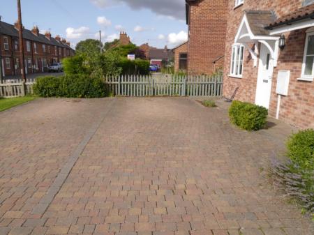 3 bedroom Semi-detached house to let in Main Street, Harby, LE14