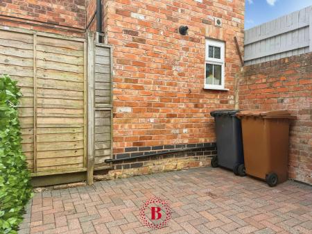 3 bedroom Terraced House for sale in Craven Street, Melton Mowbray, LE13