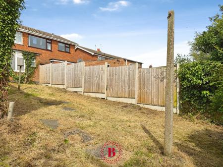 3 bedroom Semi-detached house for sale in Thames Drive, Melton Mowbray, LE13
