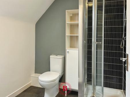 4 bedroom Semi-detached house for sale in Mason Road, Melton Mowbray, LE13