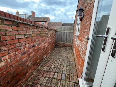 2 bedroom Cottage to let in Pagets End, Long Clawson, LE14