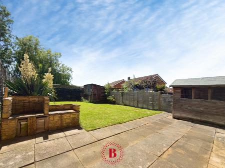 3 bedroom Semi-detached house for sale in Hawthorn Drive, Melton Mowbray, LE13