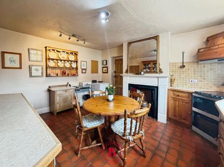 3 bedroom Detached house for sale in Wartnaby Road, Ab Kettleby, LE14