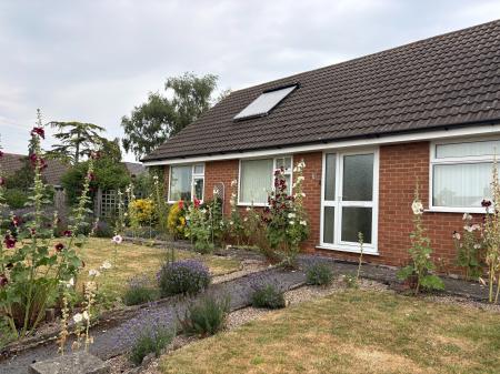 3 bedroom Detached bungalow to let in Walnut Paddock, Harby, LE14