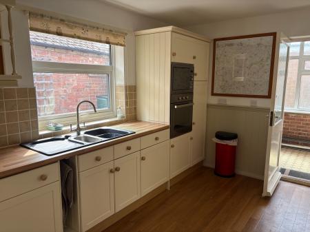 Walnut Paddock, Harby, LE14