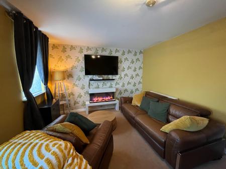3 bedroom Town house to let in Valiant Way, Melton Mowbray, LE13