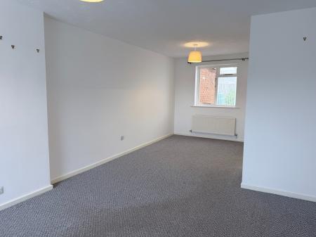 3 bedroom Semi-detached house to let in Wymondham Way, Melton Mowbray, LE13
