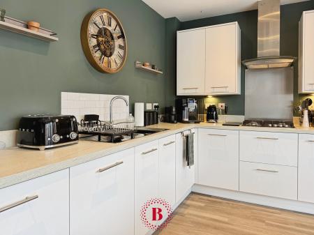 3 bedroom Semi-detached house for sale in Sedbergh Close, Newton, NG13