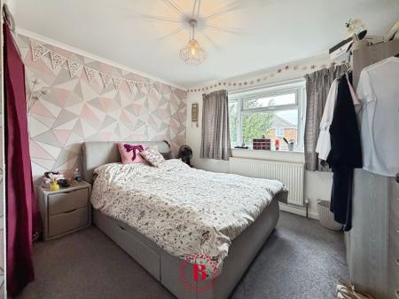 3 bedroom Semi-detached house for sale in Laycock Avenue, Melton Mowbray, LE13