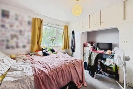 3 bedroom Semi-detached house for sale in Laycock Avenue, Melton Mowbray, LE13