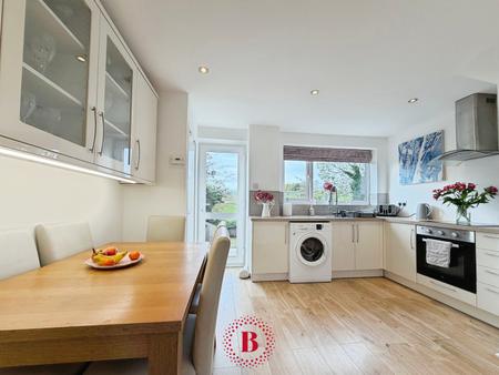 3 bedroom Terraced House for sale in West Avenue, Melton Mowbray, LE13