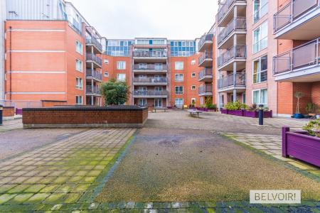 2 bedroom Flat for sale in 15 Warstone Lane, Jewellery Quarter, Birmingham, B18