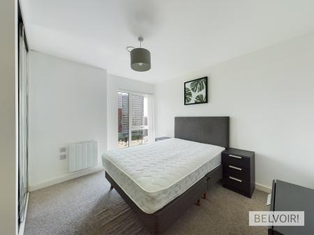 2 bedroom Flat for sale in 2 Lexington Gardens, Park Central, Birmingham, B15