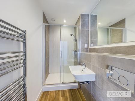 2 bedroom Flat for sale in 2 Lexington Gardens, Park Central, Birmingham, B15