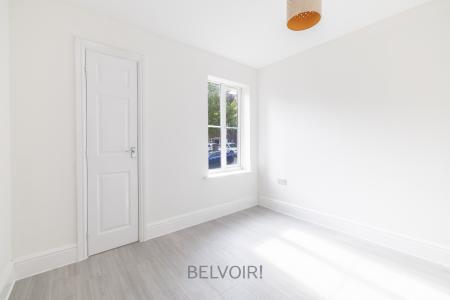 2 bedroom Flat for sale in Jubilee Drive, Handsworth Wood, Birmingham, B20