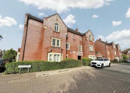 2 bedroom Flat for sale in Jubilee Drive, Handsworth Wood, Birmingham, B20