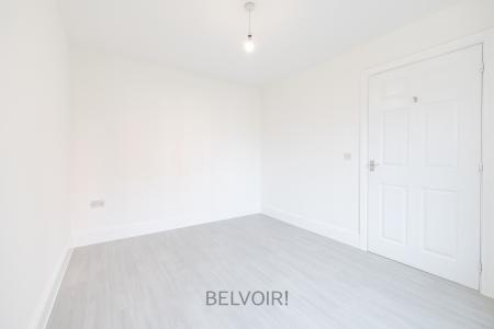 2 bedroom Flat for sale in Jubilee Drive, Handsworth Wood, Birmingham, B20