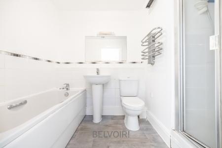 2 bedroom Flat for sale in Jubilee Drive, Handsworth Wood, Birmingham, B20